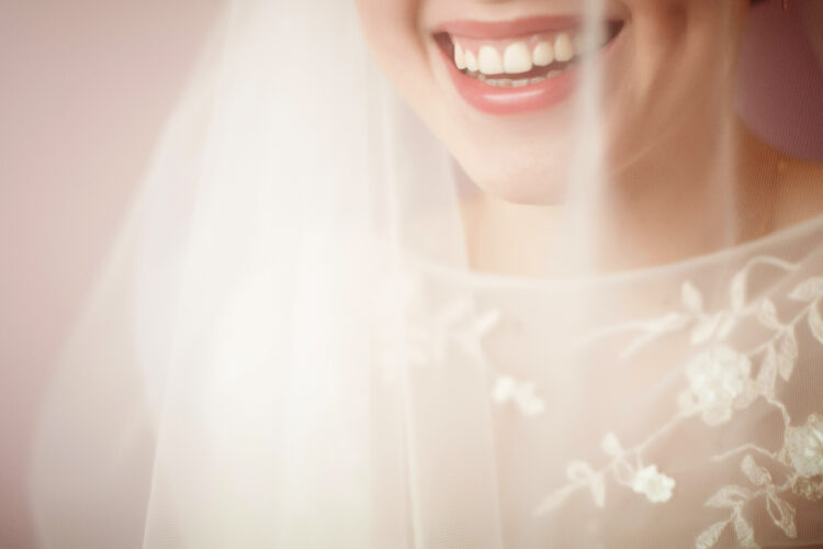 smile confidently on your wedding day